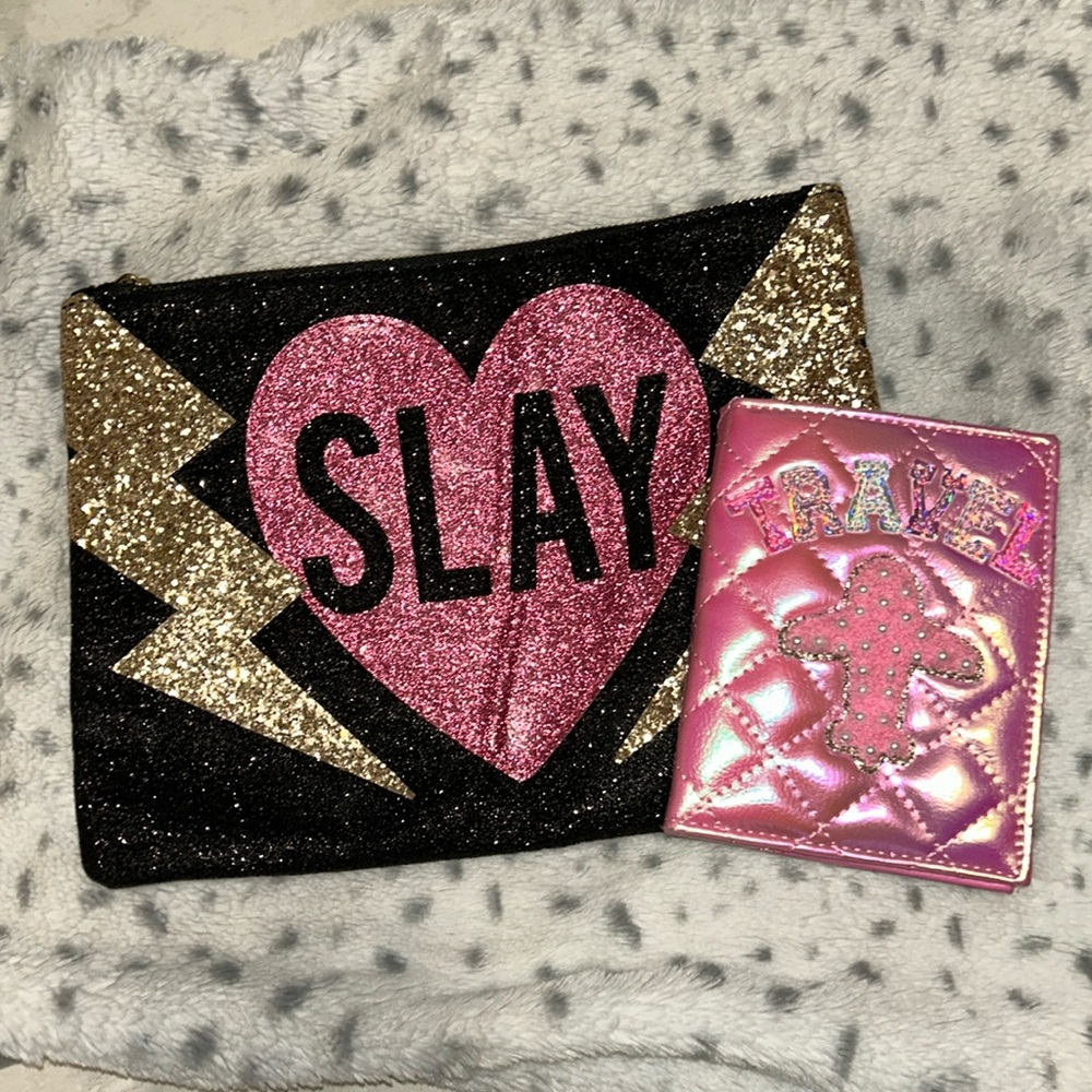 Sparkly makeup bag, large in size and shiny travel wallet